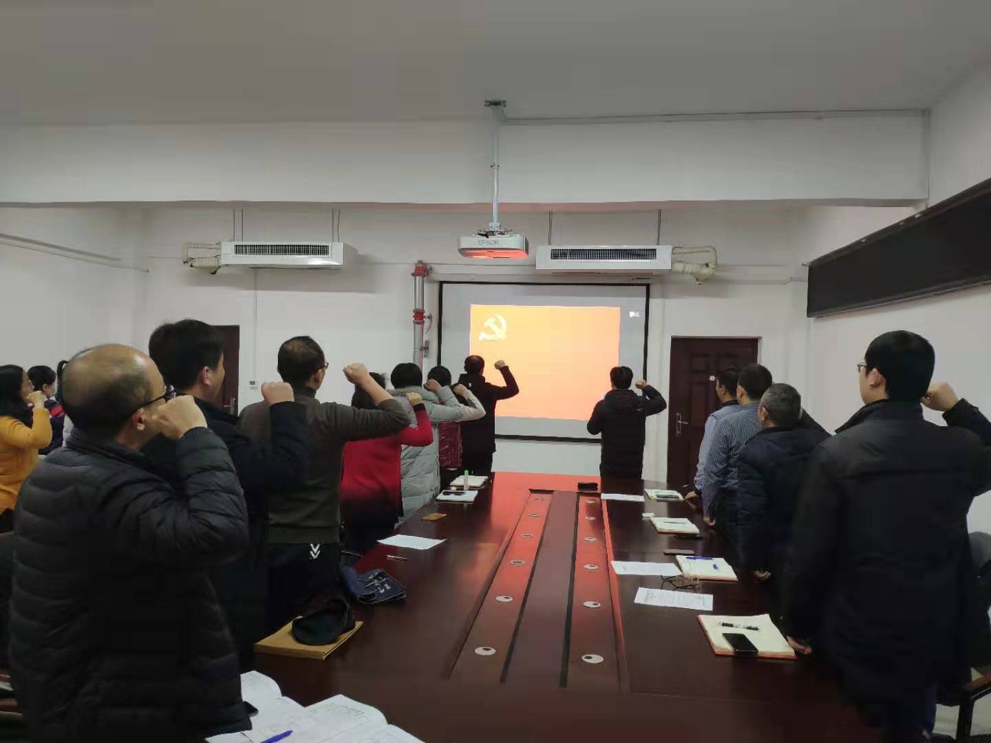 3ecdc510dded1ba529d428c780becea 3ecdc510dded1ba529d428c780becea